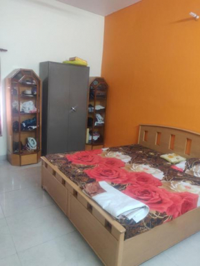 1st Floor, House No C156, Sector E Aliganj,